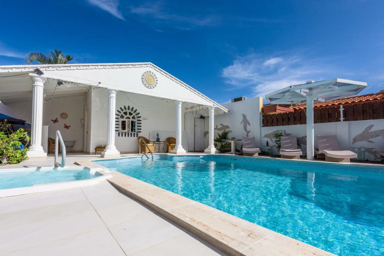 Sunflower Villa Studios Palm Beach Eksteriør bilde