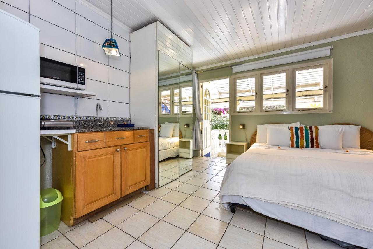 Sunflower Villa Studios Palm Beach Eksteriør bilde